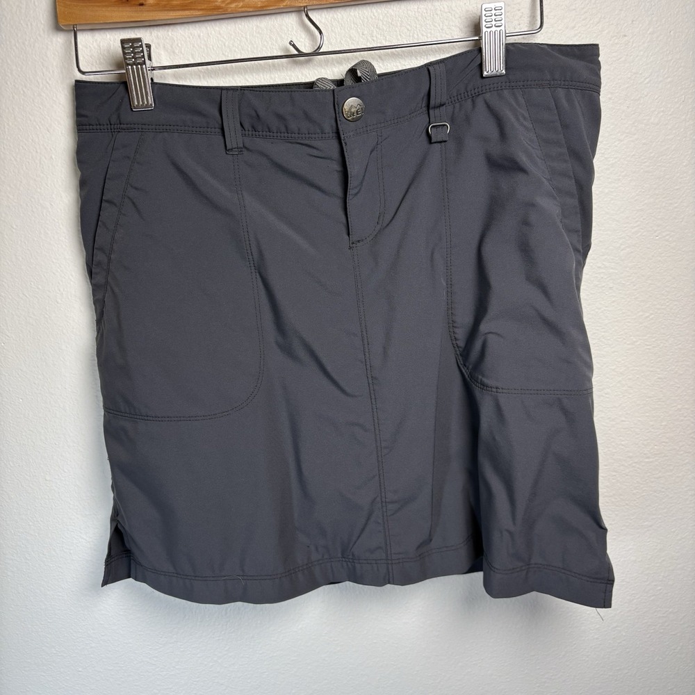 REI Women's 6 ~ Gray Outdoor Active Pockets Stretch Nylon Blend Skirt Skort
